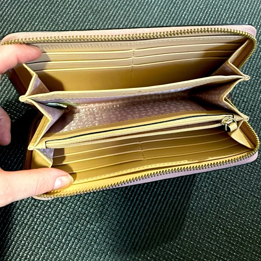Kate Spade Wallet - Picture 2 of 2